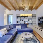 Rinata By Interhome Vikendica