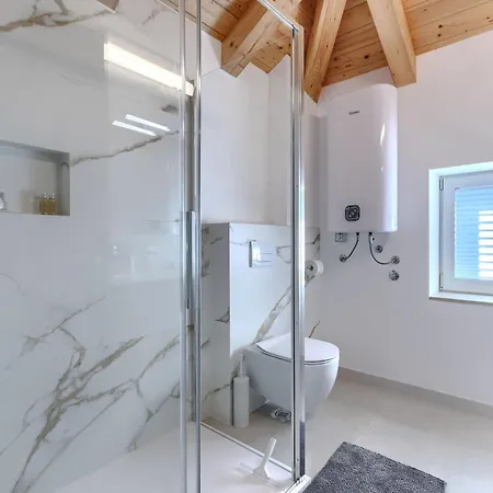 Rinata By Interhome בית נופש Novigrad Istria