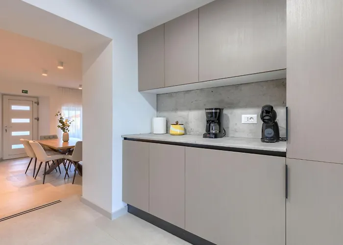 בית נופש Rinata By Interhome *